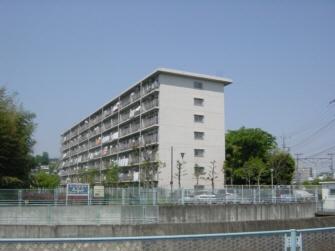 鶴川ハイツ