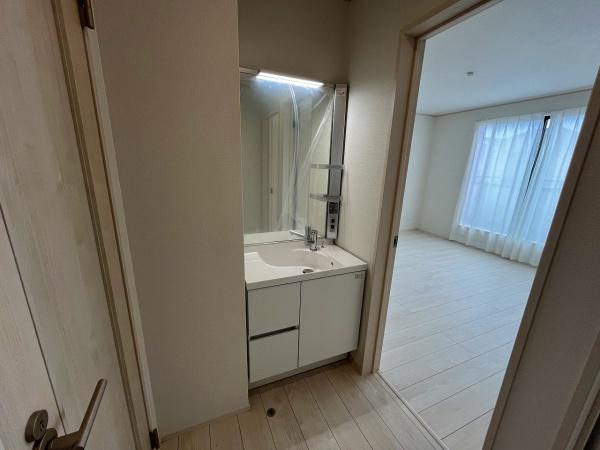 町田市三輪緑山４丁目の新築一戸建