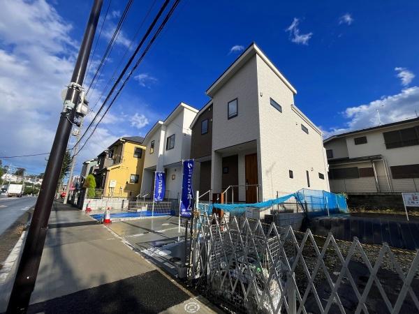 町田市鶴川４丁目の新築一戸建