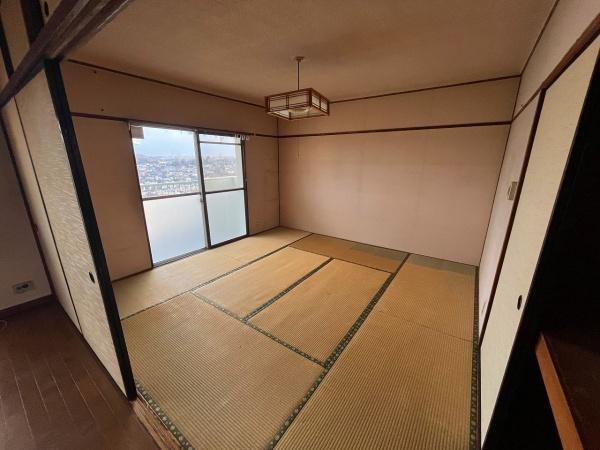 鶴川２丁目団地１１街区