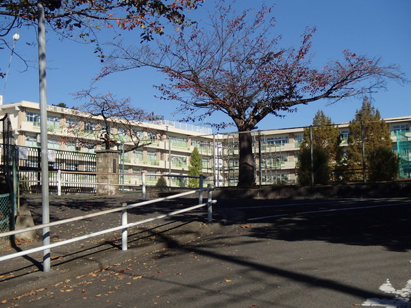 町田市能ヶ谷7丁目の新築一戸建(町田市立鶴川第二小学校)