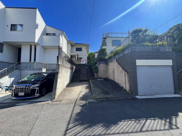町田市鶴川３丁目の中古一戸建て