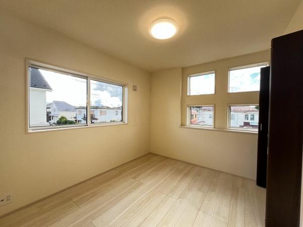 町田市鶴川４丁目の新築一戸建