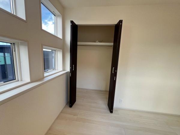 町田市鶴川４丁目の新築一戸建