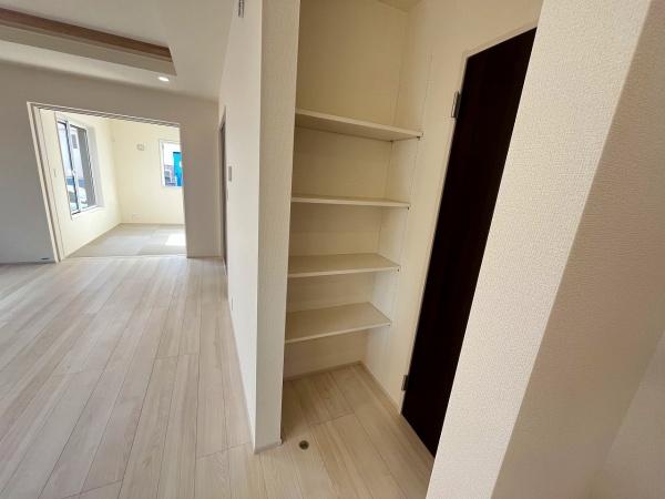 町田市鶴川４丁目の新築一戸建