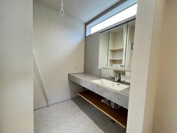 町田市鶴川４丁目の新築一戸建