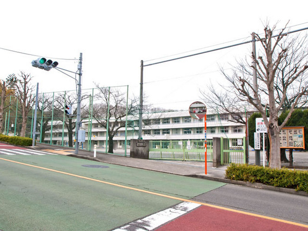 藤の台団地(町田市立金井小学校)