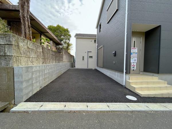 町田市鶴川４丁目の新築一戸建
