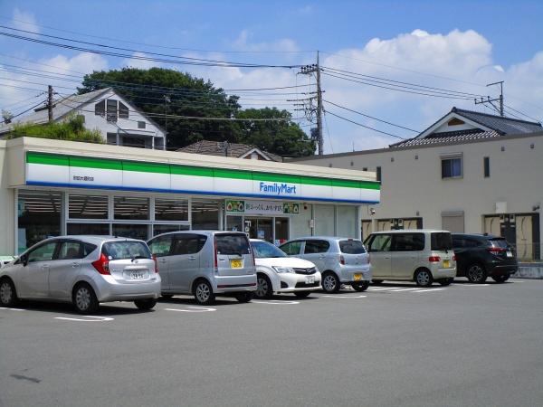 鶴川3丁目売事務所(ファミリーマート町田大蔵町店)