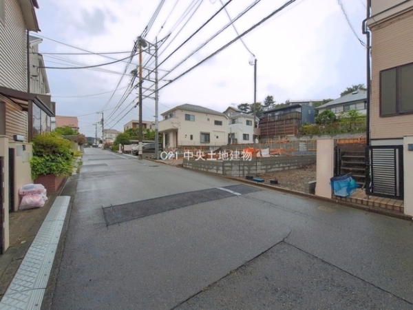町田市鶴川３丁目の新築一戸建