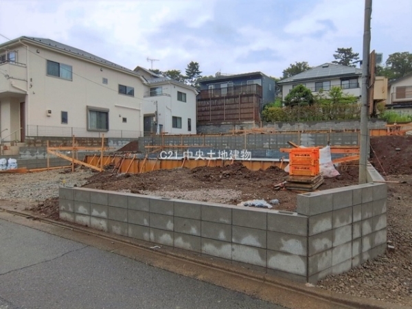 町田市鶴川３丁目の新築一戸建