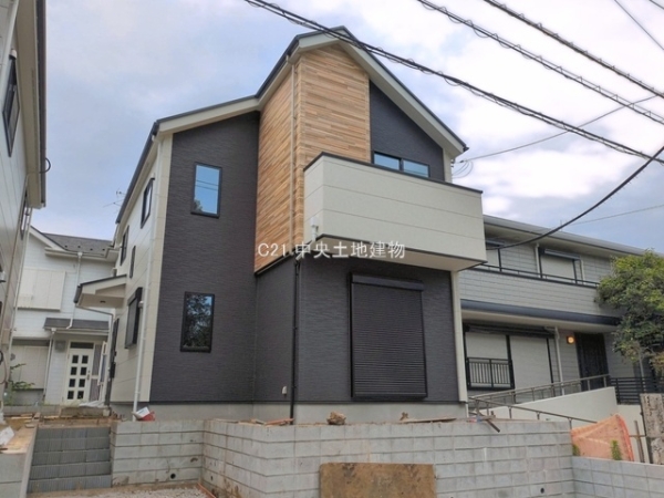 町田市金森東4丁目の新築一戸建