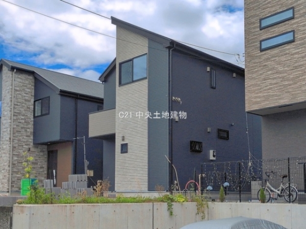 町田市真光寺２丁目の新築一戸建