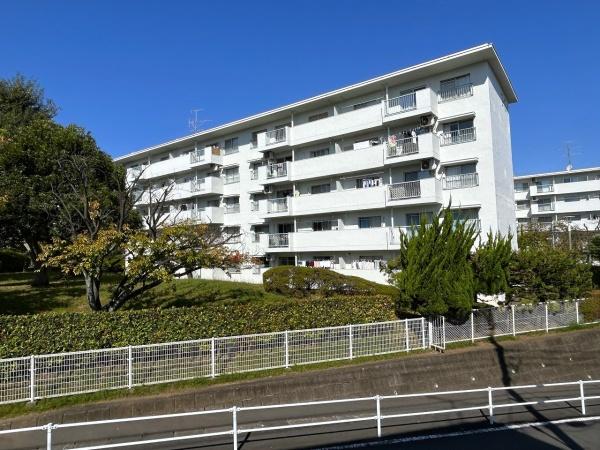 鶴川2丁目団地