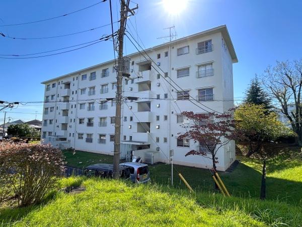 鶴川2丁目団地