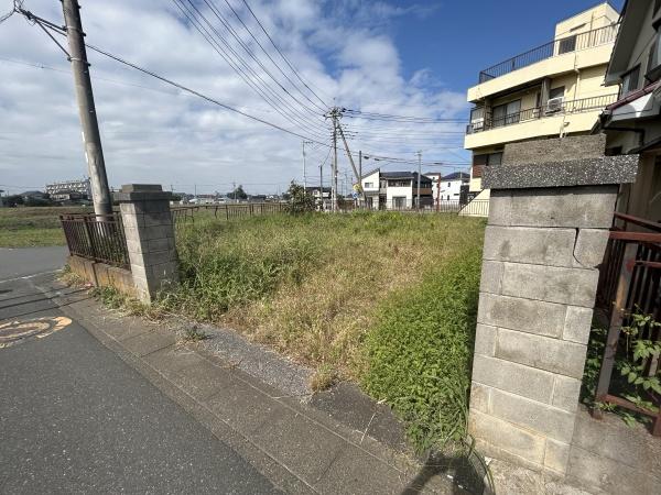 越谷市大字大竹字川久保128番