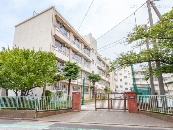 お花茶屋ローヤルコーポ(葛飾区立双葉中学校)