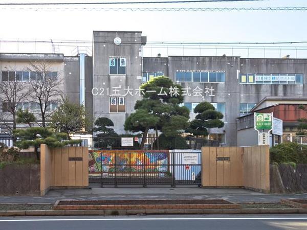 北柏ライフタウン松葉町4丁目第3団地13号棟(柏市立松葉中学校)