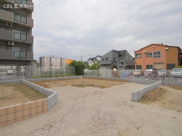 三郷市戸ケ崎２丁目の新築一戸建