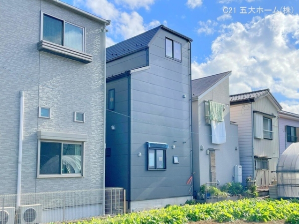 江戸川区鹿骨５丁目の新築一戸建