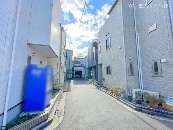 江戸川区鹿骨５丁目の新築一戸建