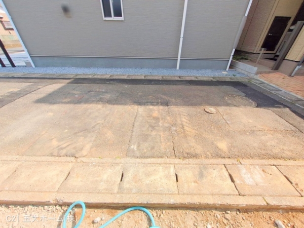 三郷市彦成１丁目の新築一戸建
