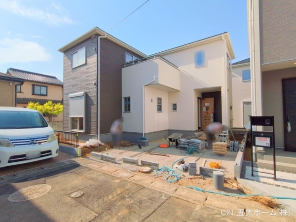 三郷市彦成１丁目の新築一戸建