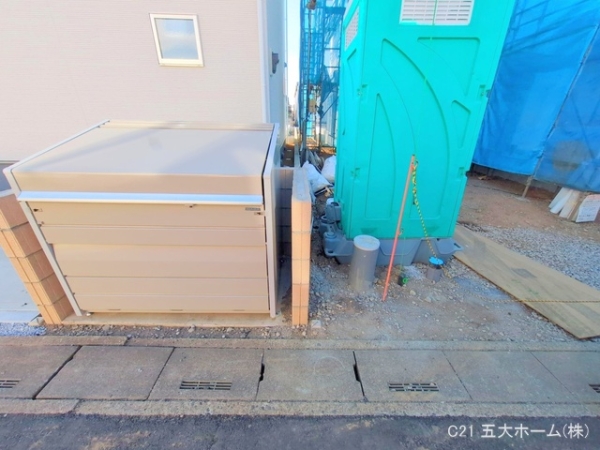 三郷市彦成１丁目の新築一戸建