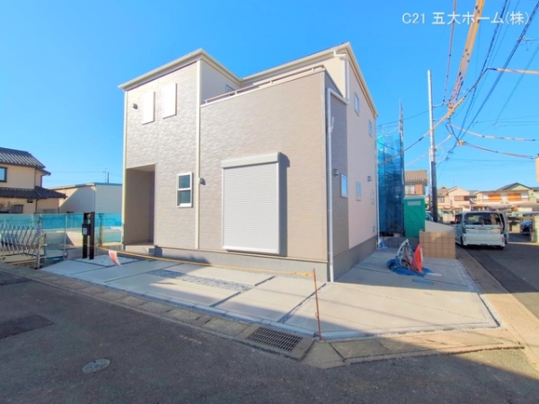 三郷市彦成１丁目の新築一戸建