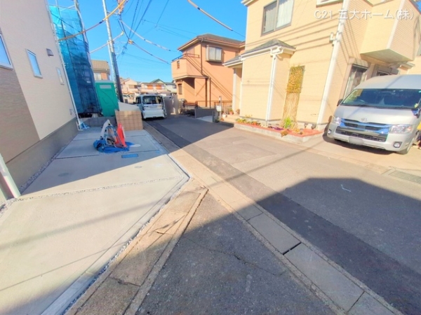 三郷市彦成１丁目の新築一戸建