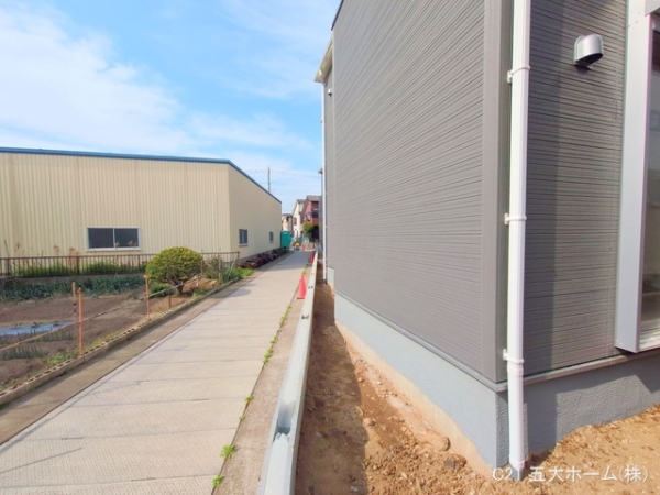三郷市彦成１丁目の新築一戸建