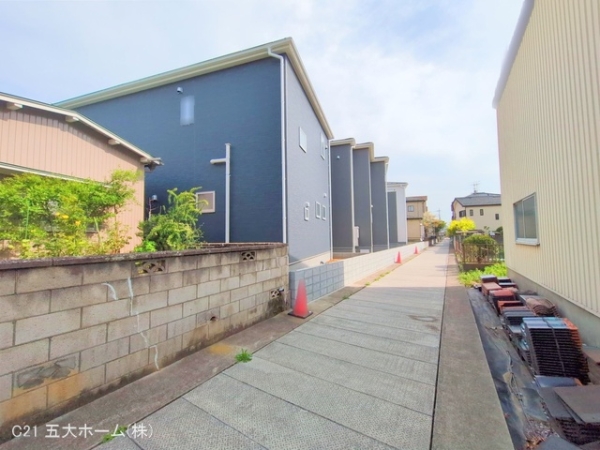 三郷市彦成１丁目の新築一戸建