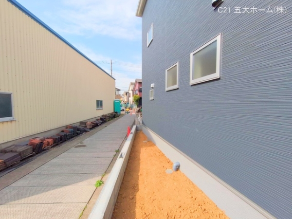 三郷市彦成１丁目の新築一戸建