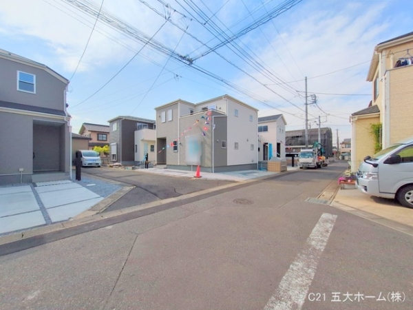 三郷市彦成１丁目の新築一戸建