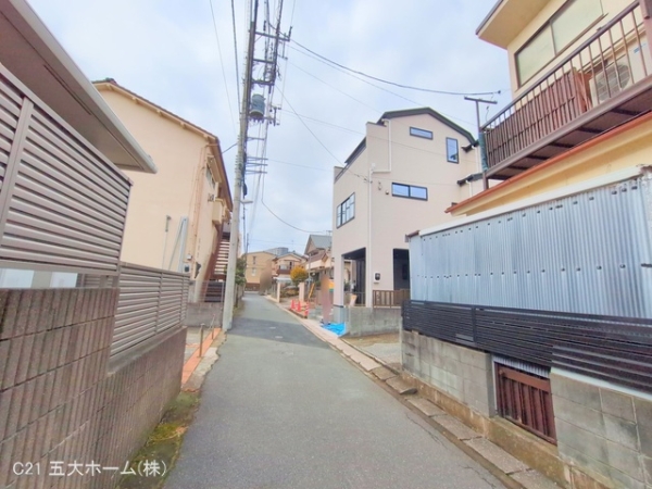市川市新井１丁目の新築一戸建