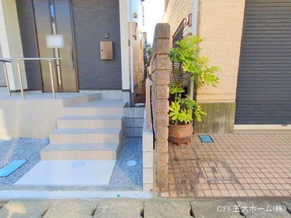 松戸市新松戸１丁目の新築一戸建