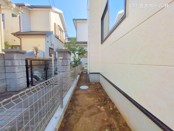 松戸市新松戸１丁目の新築一戸建