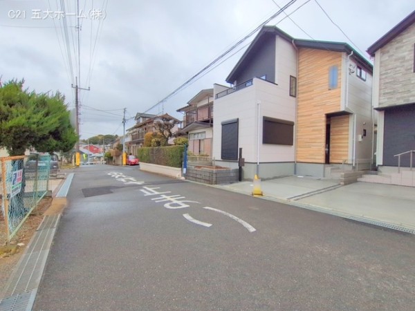 流山市松ケ丘４丁目の新築一戸建