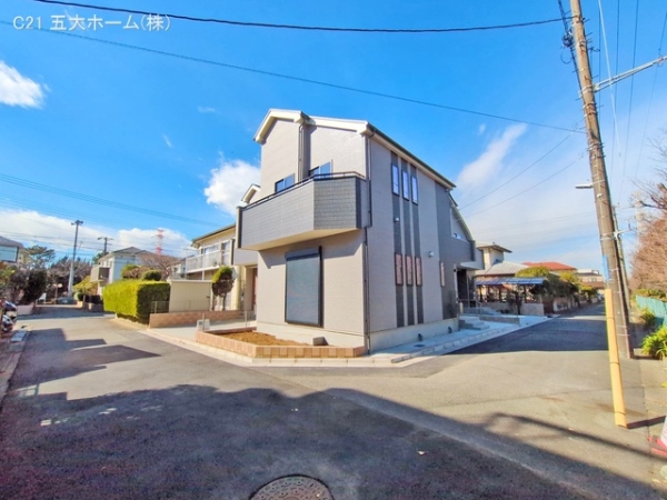 市川市福栄４丁目の新築一戸建