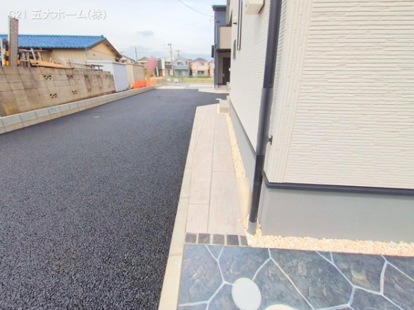 市川市稲荷木２丁目の新築一戸建