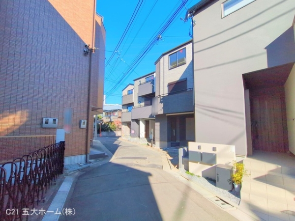 葛飾区鎌倉３丁目の新築一戸建