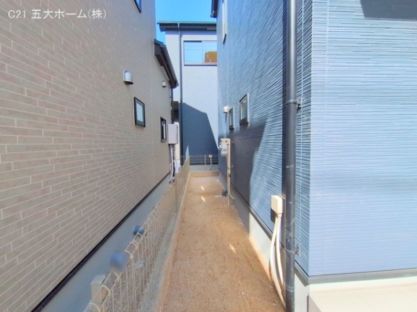 市川市菅野４丁目の新築一戸建
