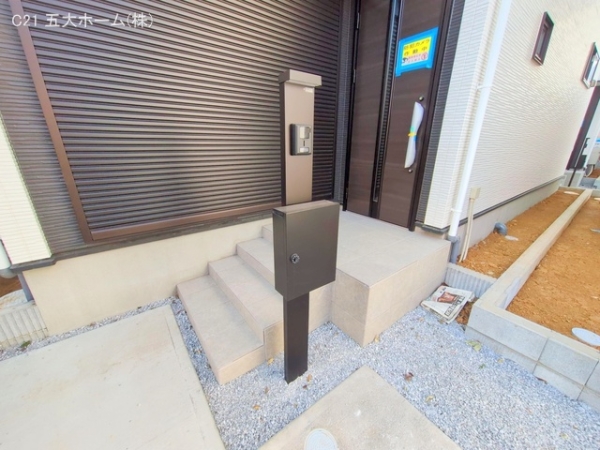 三郷市早稲田４丁目の新築一戸建