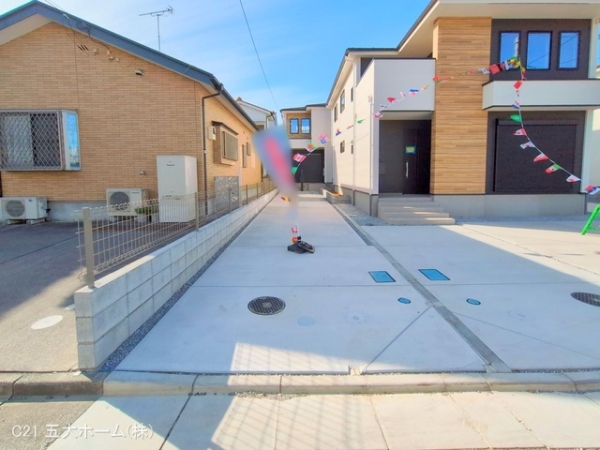 三郷市早稲田４丁目の新築一戸建