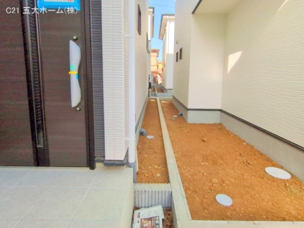 三郷市早稲田４丁目の新築一戸建