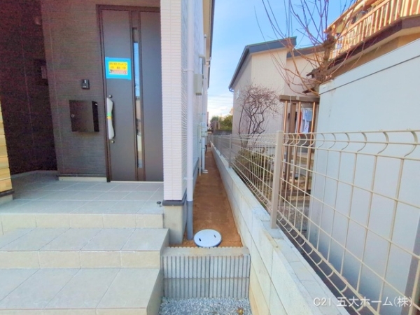 三郷市早稲田４丁目の新築一戸建