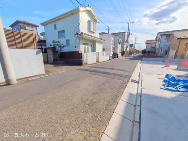 三郷市早稲田４丁目の新築一戸建