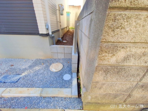 市川市南八幡１丁目の新築一戸建