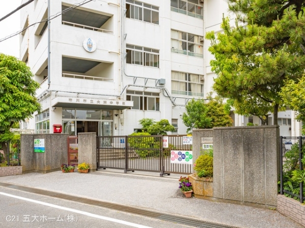 パークシティ市川B棟(市川市立大洲中学校)