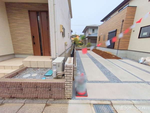 三郷市早稲田８丁目の新築一戸建